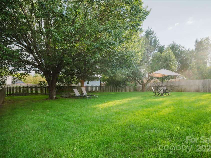 920 Woodhill Drive, Fletcher, NC 28732.  MLS# CAR4287132, YatesRealty ID 9669. 