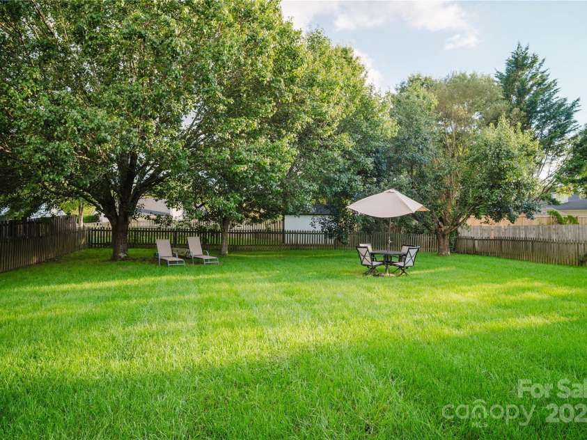 920 Woodhill Drive, Fletcher, NC 28732.  MLS# CAR4287132, YatesRealty ID 9669. 