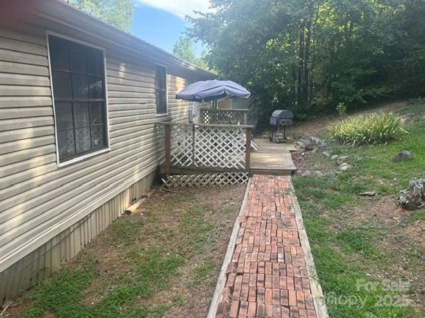 12414 Buxton Drive, Pineville, NC 28134.  MLS# CAR4267547, YatesRealty ID 967. 