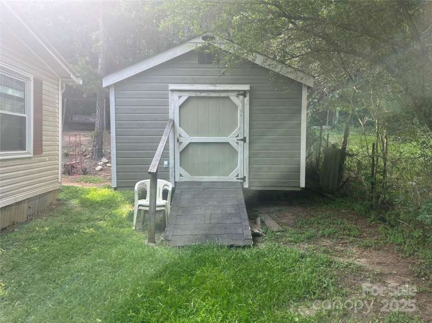 12414 Buxton Drive, Pineville, NC 28134.  MLS# CAR4267547, YatesRealty ID 967. 