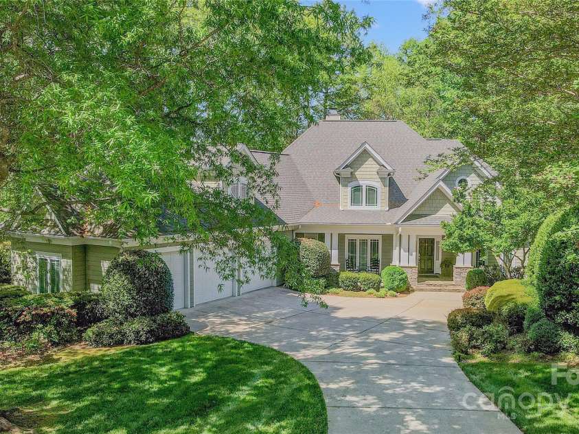 3508 Mountain Cove Drive, Charlotte, NC 28216.  MLS# CAR4252554, YatesRealty ID 9670. 