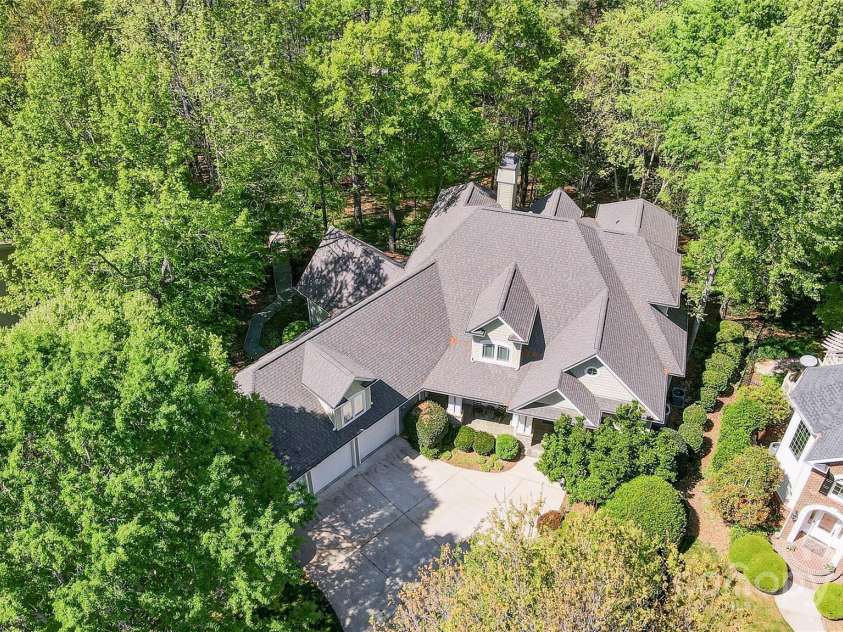 3508 Mountain Cove Drive, Charlotte, NC 28216.  MLS# CAR4252554, YatesRealty ID 9670. 