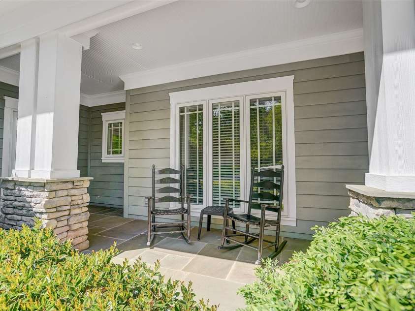 3508 Mountain Cove Drive, Charlotte, NC 28216.  MLS# CAR4252554, YatesRealty ID 9670. 