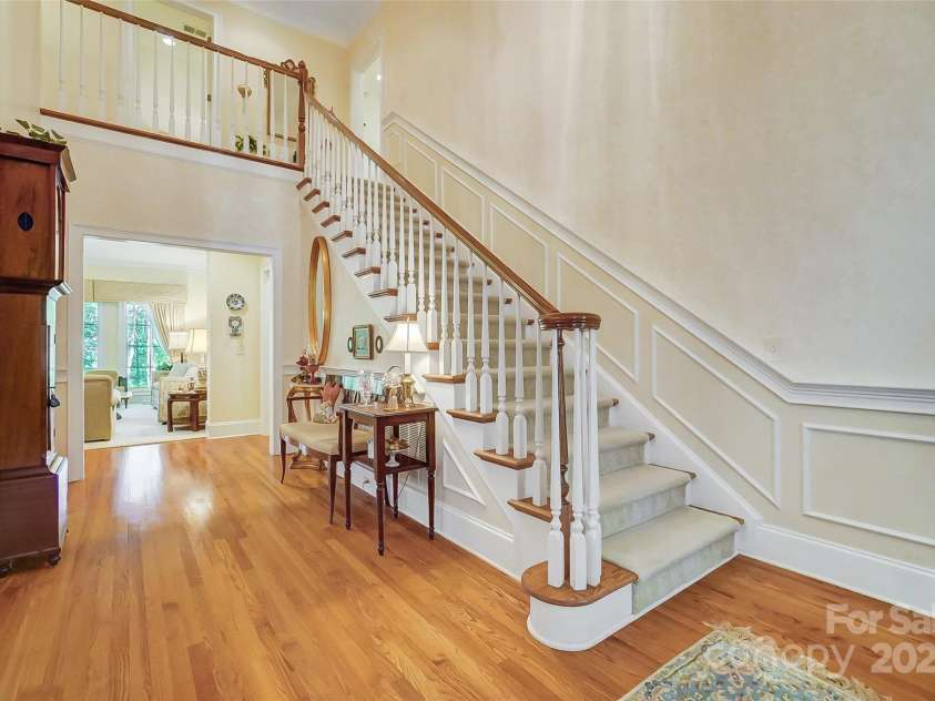 3508 Mountain Cove Drive, Charlotte, NC 28216.  MLS# CAR4252554, YatesRealty ID 9670. 