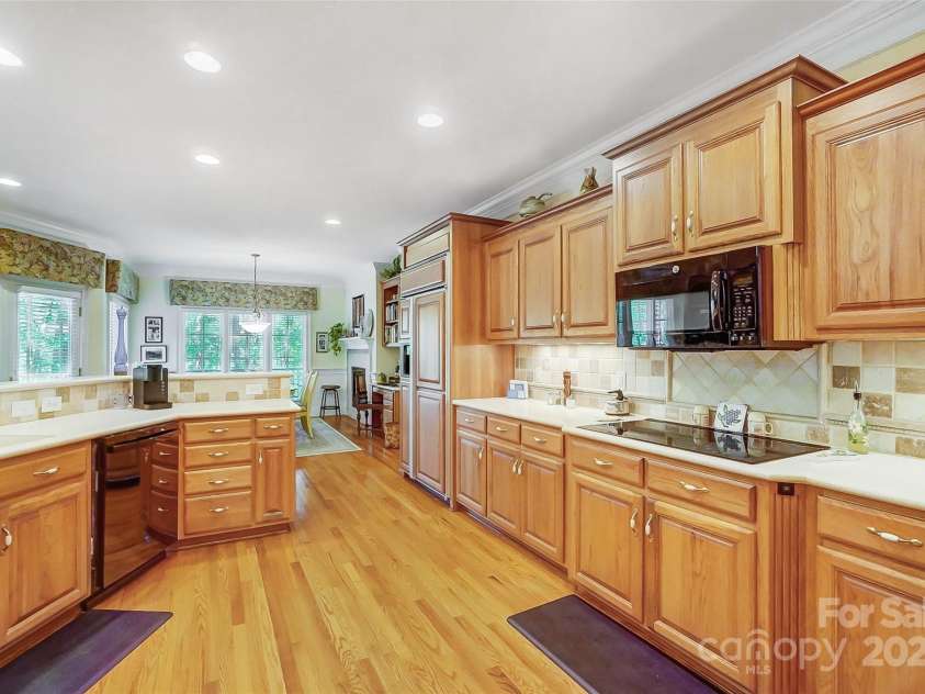 3508 Mountain Cove Drive, Charlotte, NC 28216.  MLS# CAR4252554, YatesRealty ID 9670. 