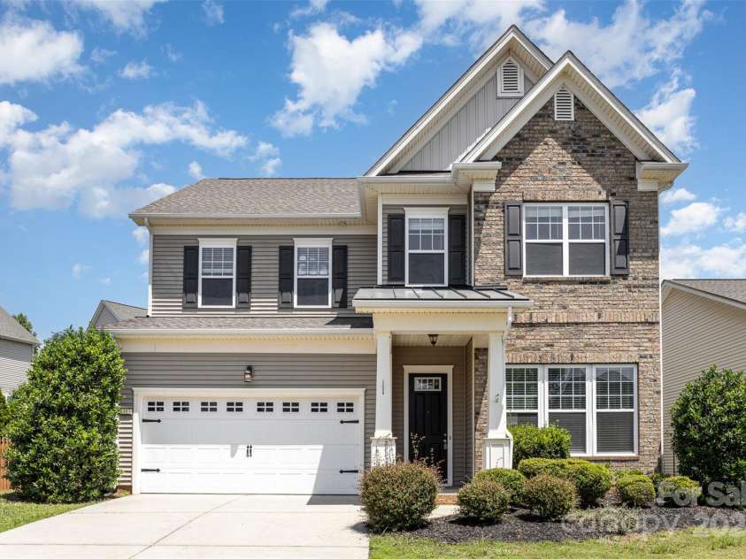 1317 Middlecrest Drive, Concord, NC 28027.  MLS# CAR4147286, YatesRealty ID 9671. 