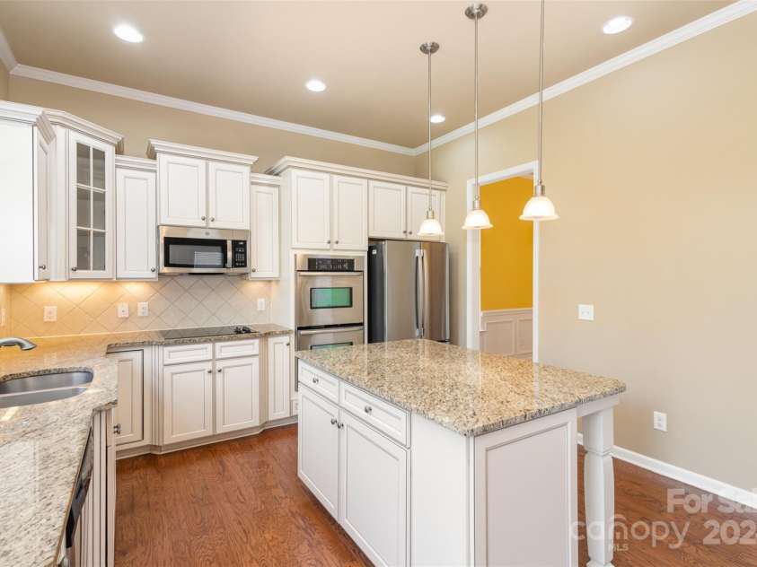 1317 Middlecrest Drive, Concord, NC 28027.  MLS# CAR4147286, YatesRealty ID 9671. 