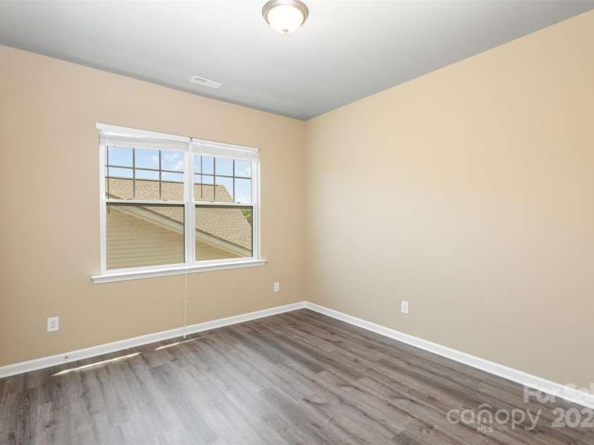 1317 Middlecrest Drive, Concord, NC 28027.  MLS# CAR4147286, YatesRealty ID 9671. 