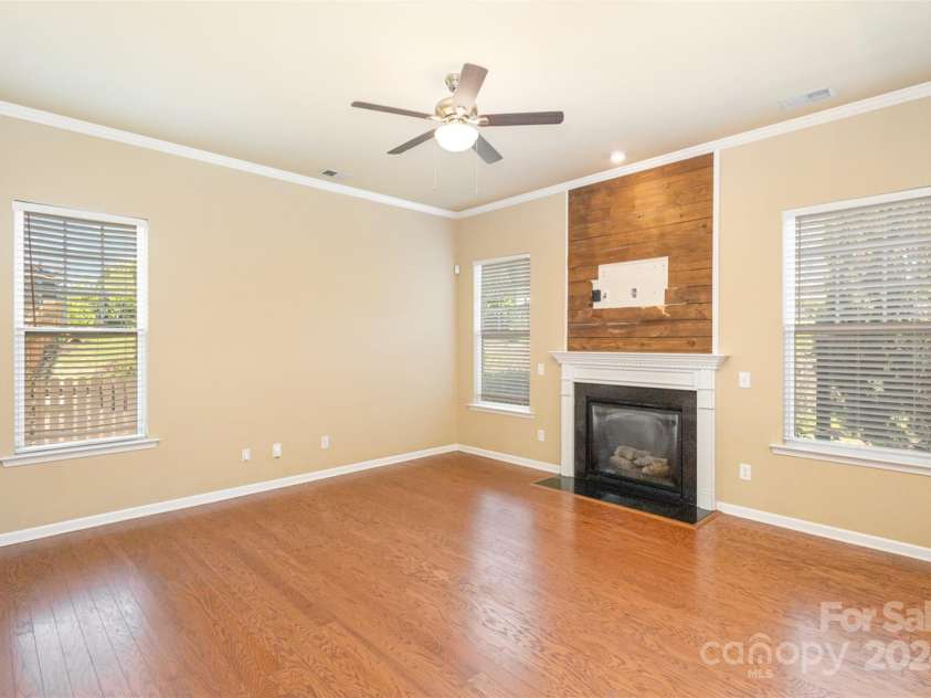 1317 Middlecrest Drive, Concord, NC 28027.  MLS# CAR4147286, YatesRealty ID 9671. 