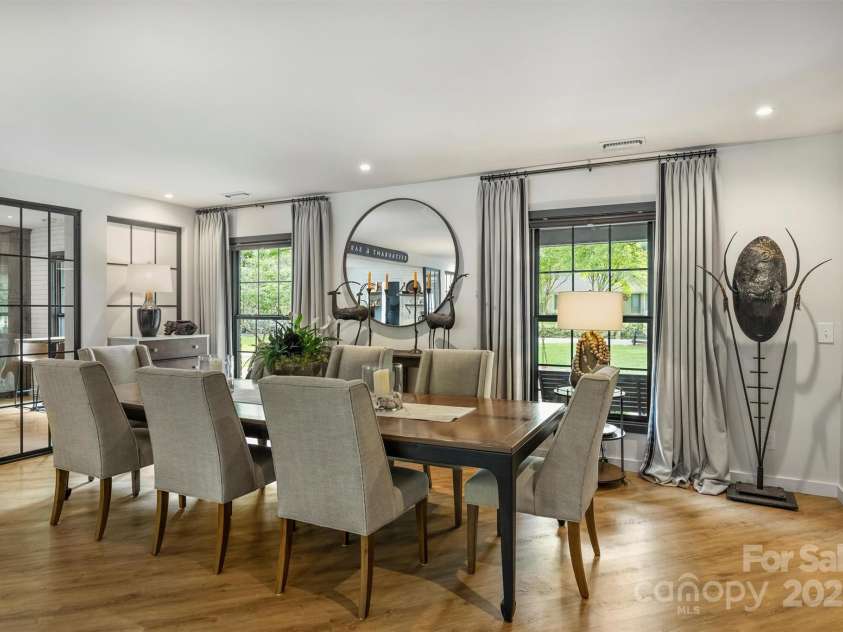 742 Lansdowne Road, Charlotte, NC 28270.  MLS# CAR4248631, YatesRealty ID 9672. 