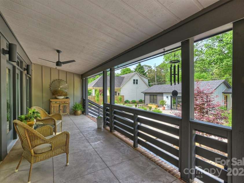 742 Lansdowne Road, Charlotte, NC 28270.  MLS# CAR4248631, YatesRealty ID 9672. 