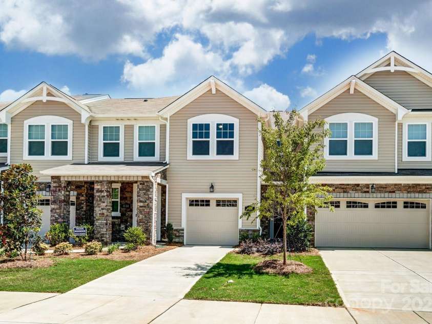 14730 Tamarack Drive, Charlotte, NC 28278.  MLS# CAR4221725, YatesRealty ID 9673. Representational photo only. Actual exterior & interior home colors/finishes will differ.