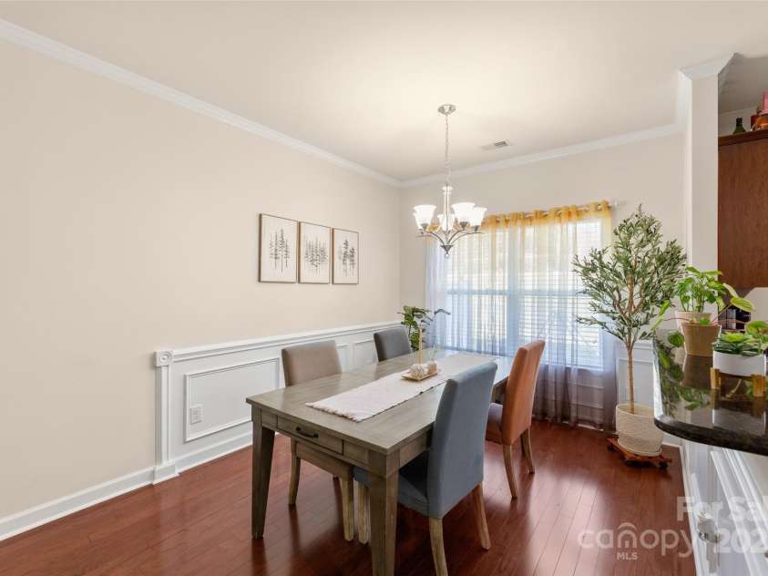 4528 Craigmoss Lane, Charlotte, NC 28278.  MLS# CAR4241728, YatesRealty ID 9674. 