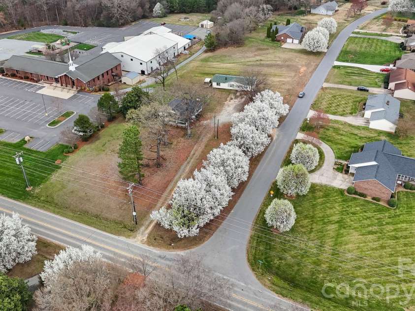 15420 Lucia Riverbend Highway, Stanley, NC 28164.  MLS# CAR4351744, YatesRealty ID 9675. 