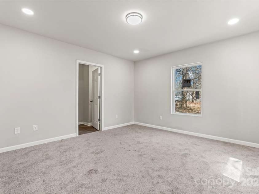 806 Martin Luther King Avenue, Salisbury, NC 28144.  MLS# CAR4219917, YatesRealty ID 9677. 