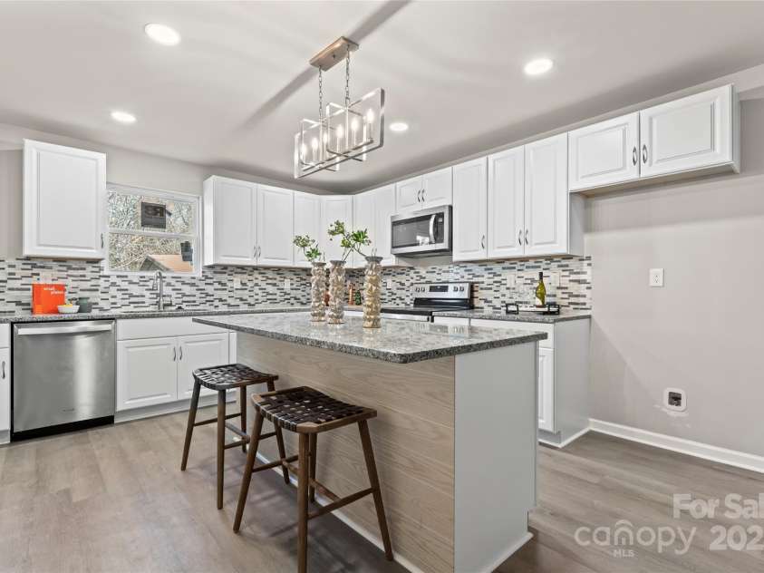 806 Martin Luther King Avenue, Salisbury, NC 28144.  MLS# CAR4219917, YatesRealty ID 9677. 