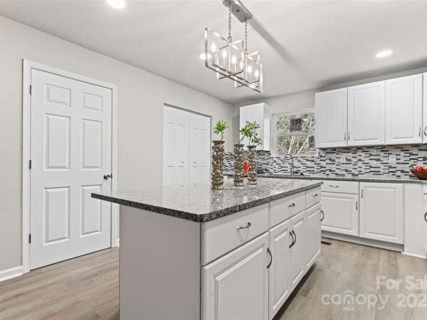 806 Martin Luther King Avenue, Salisbury, NC 28144.  MLS# CAR4219917, YatesRealty ID 9677. 