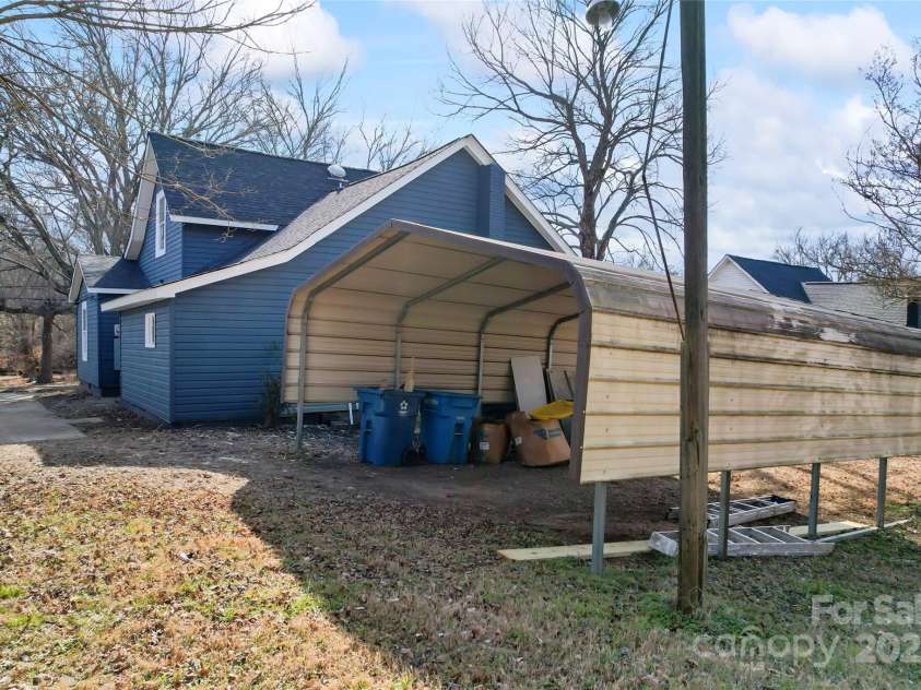 806 Martin Luther King Avenue, Salisbury, NC 28144.  MLS# CAR4219917, YatesRealty ID 9677. 