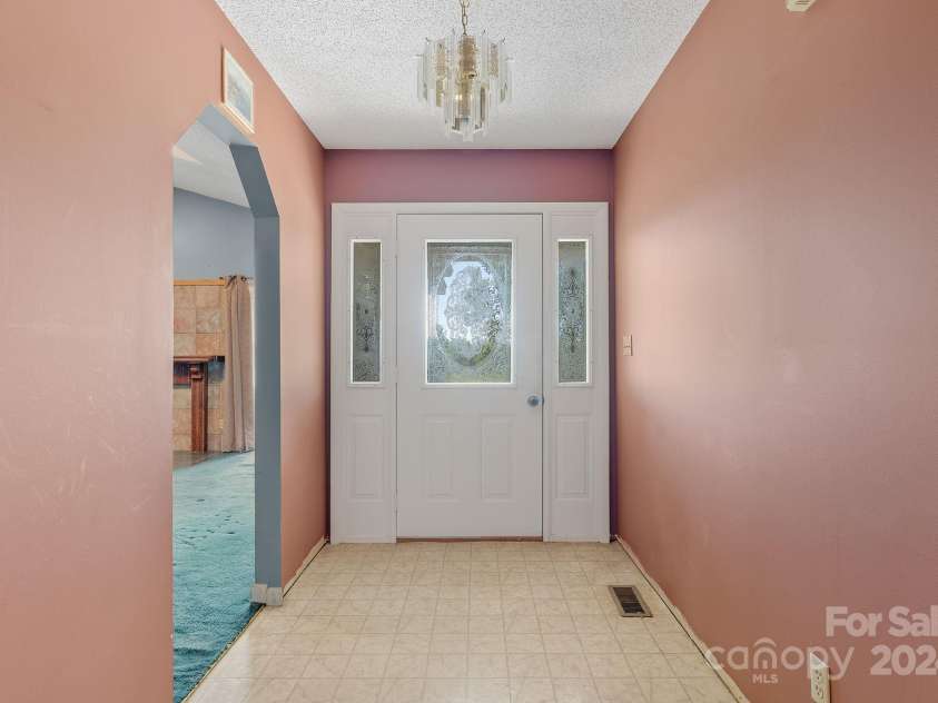 45 Lela Lane, Alexander, NC 28701.  MLS# CAR4133581, YatesRealty ID 9678. 