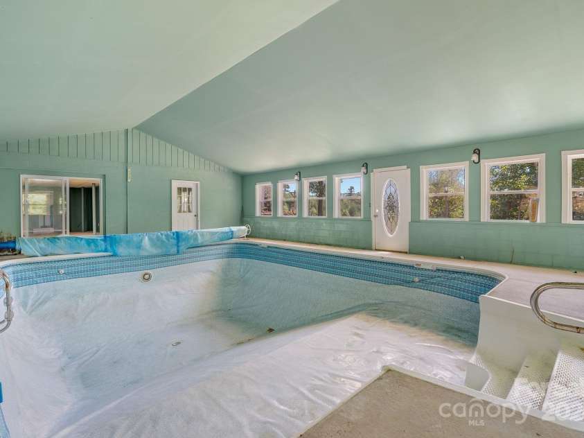 45 Lela Lane, Alexander, NC 28701.  MLS# CAR4133581, YatesRealty ID 9678. 