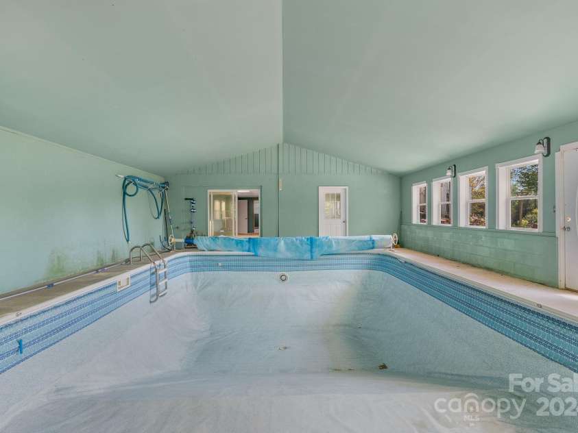 45 Lela Lane, Alexander, NC 28701.  MLS# CAR4133581, YatesRealty ID 9678. 