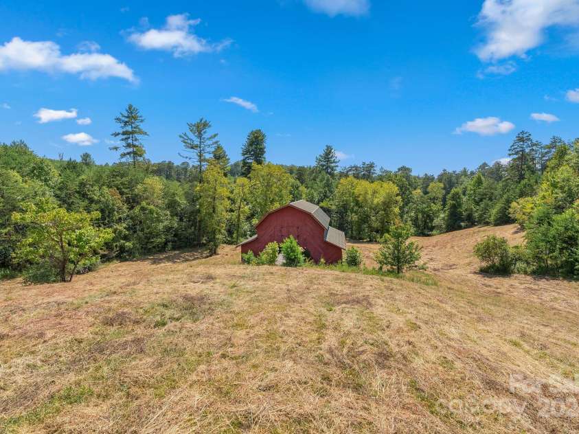 45 Lela Lane, Alexander, NC 28701.  MLS# CAR4133581, YatesRealty ID 9678. 