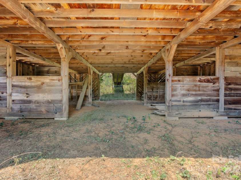 45 Lela Lane, Alexander, NC 28701.  MLS# CAR4133581, YatesRealty ID 9678. 