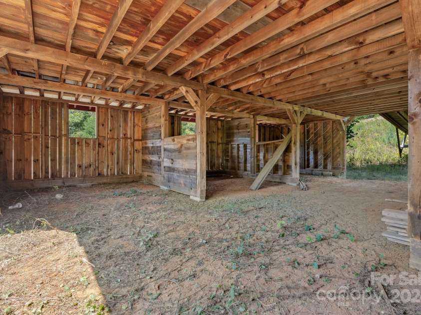 45 Lela Lane, Alexander, NC 28701.  MLS# CAR4133581, YatesRealty ID 9678. 