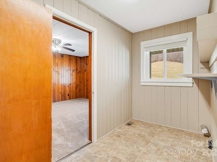 81 Deep Creek Cemetery Road, Bryson City, NC 28713.  MLS# CAR4224937, YatesRealty ID 9679. Laundry Room