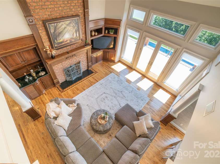 2770 Lakeview Drive, Lenoir, NC 28645.  MLS# CAR4274272, YatesRealty ID 968. 2 story family room off of kitchen