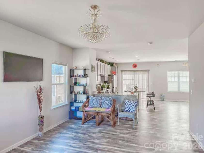 14432 Targert Lane, Charlotte, NC 28278.  MLS# CAR4353977, YatesRealty ID 9682. 