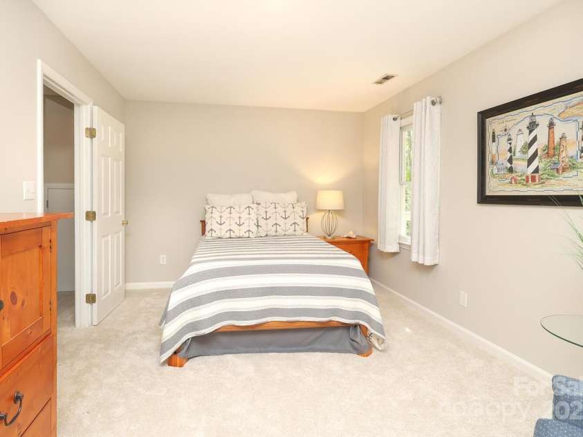 7010 Rock Island Road, Charlotte, NC 28278.  MLS# CAR4295438, YatesRealty ID 9685. 