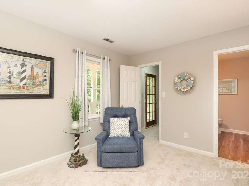 7010 Rock Island Road, Charlotte, NC 28278.  MLS# CAR4295438, YatesRealty ID 9685. 