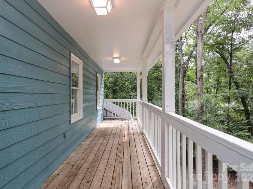 7010 Rock Island Road, Charlotte, NC 28278.  MLS# CAR4295438, YatesRealty ID 9685. 