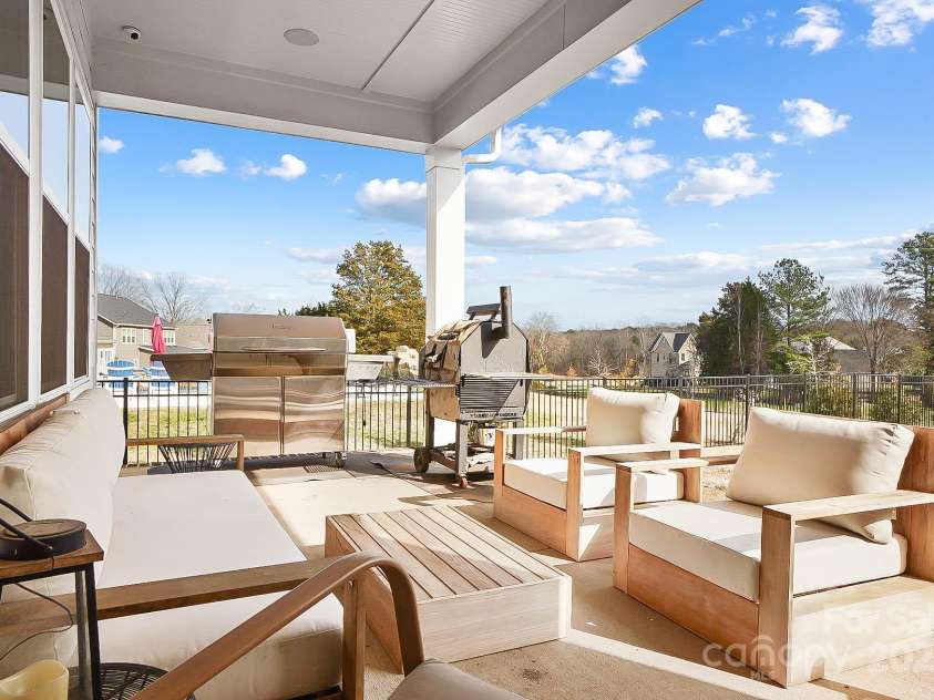 13109 Brooklyn Skylar Way, Huntersville, NC 28078.  MLS# CAR4220321, YatesRealty ID 9686. 