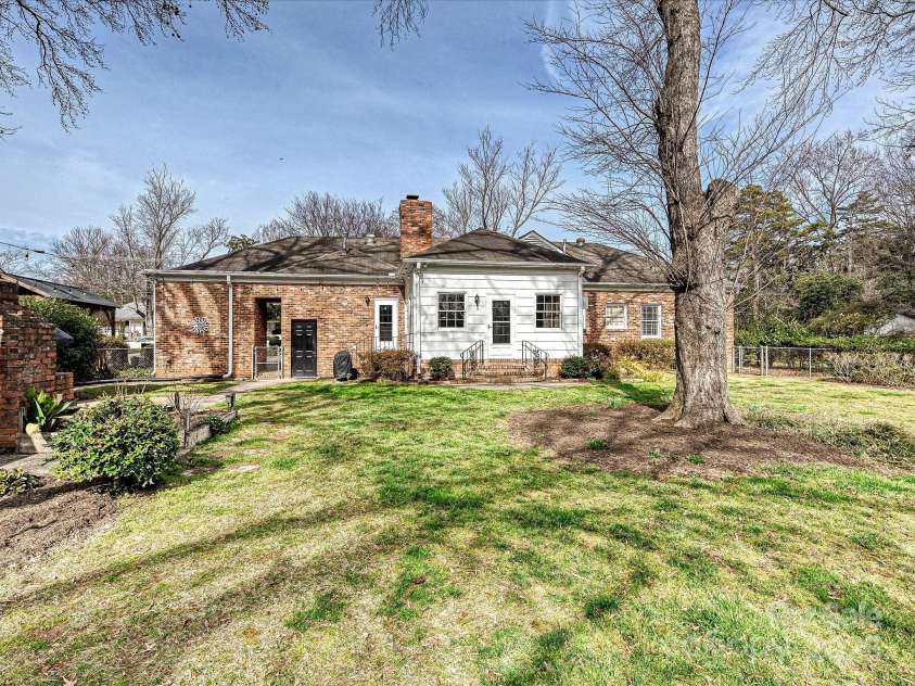 4132 Sulkirk Road, Charlotte, NC 28210.  MLS# CAR4223769, YatesRealty ID 9687. Backyard