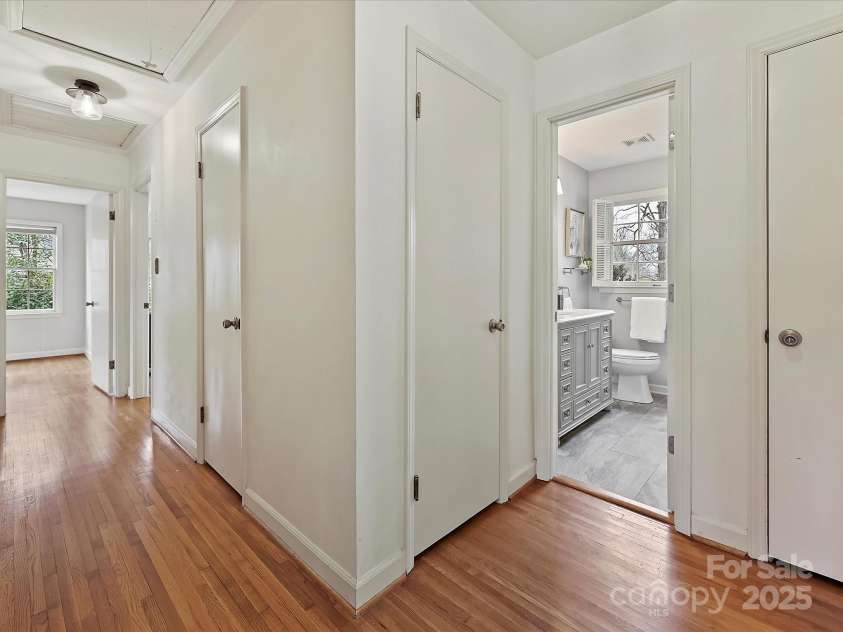 4132 Sulkirk Road, Charlotte, NC 28210.  MLS# CAR4223769, YatesRealty ID 9687. Hallway