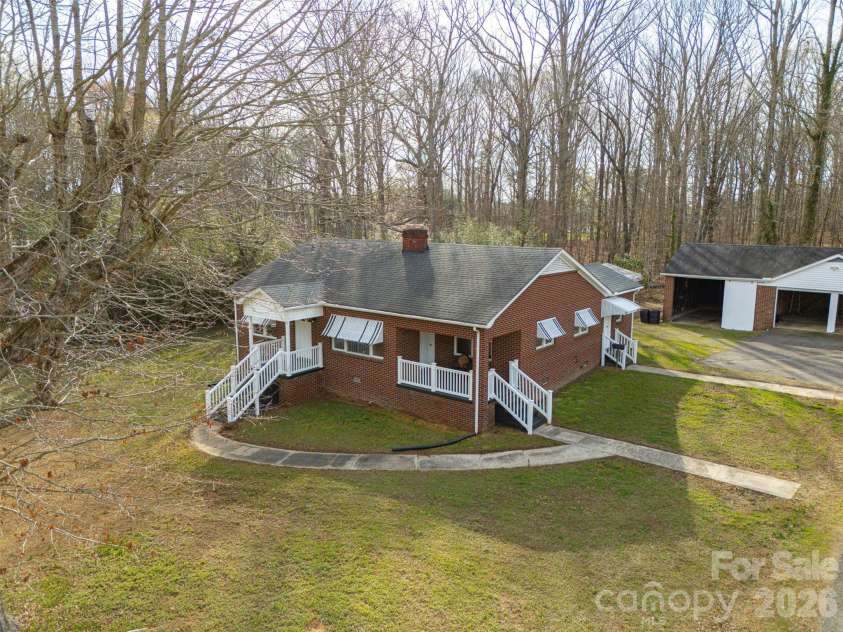 5851 Tuckaseegee Road, Kannapolis, NC 28081.  MLS# CAR4357440, YatesRealty ID 9687. 1.62 acres!