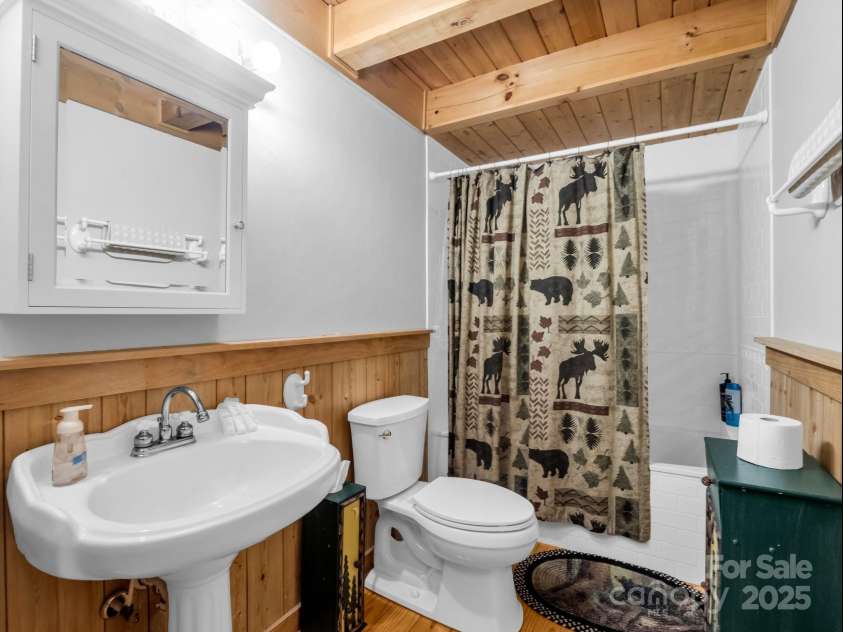 136 Dalton Court, Lake Lure, NC 28746.  MLS# CAR4245732, YatesRealty ID 9689. 