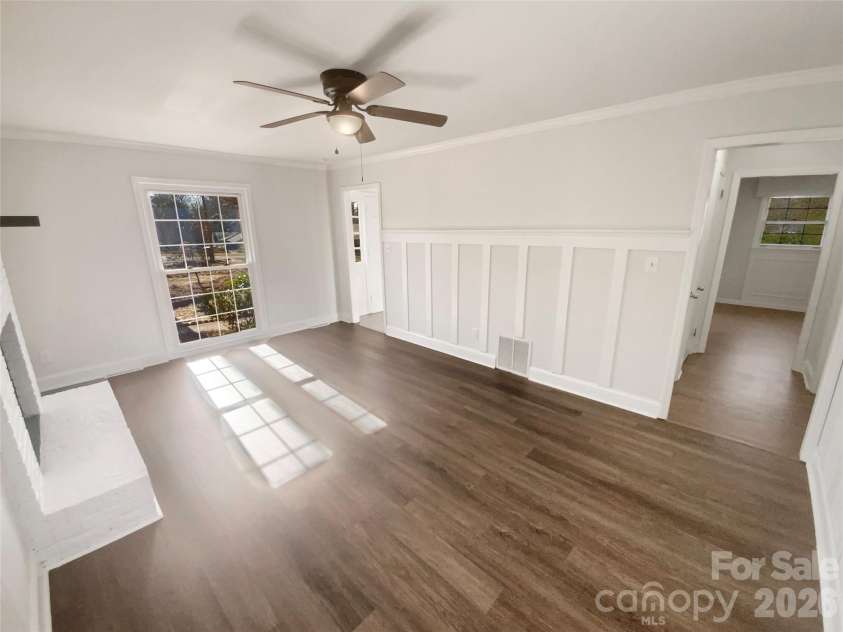 4661 Easthaven Drive, Charlotte, NC 28212.  MLS# CAR4336161, YatesRealty ID 9689. 
