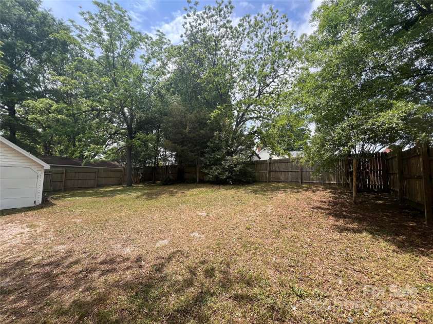 623 Main Street, Kannapolis, NC 28081.  MLS# CAR4251762, YatesRealty ID 9691. 