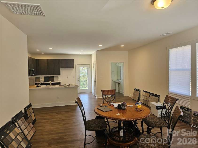 224 Slade Lane, Black Mountain, NC 28711.  MLS# CAR4337922, YatesRealty ID 9693. 