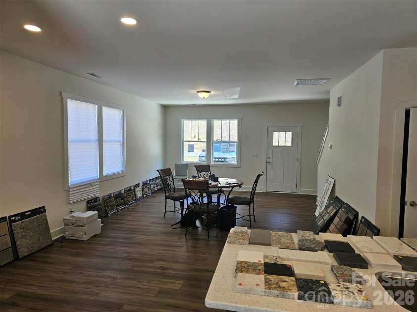 224 Slade Lane, Black Mountain, NC 28711.  MLS# CAR4337922, YatesRealty ID 9693. 