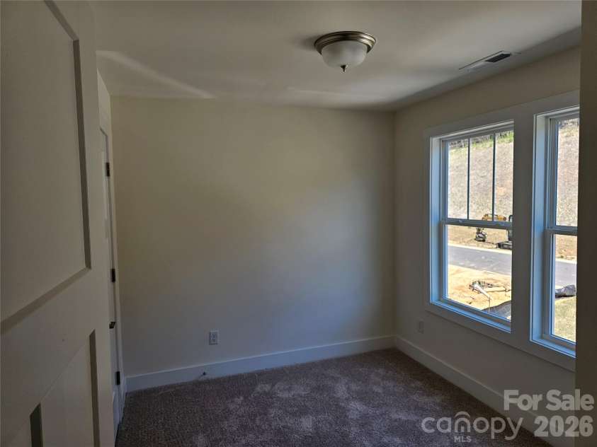 224 Slade Lane, Black Mountain, NC 28711.  MLS# CAR4337922, YatesRealty ID 9693. 