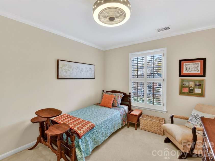 3814 Providence Plantation Lane, Charlotte, NC 28270.  MLS# CAR4357124, YatesRealty ID 9694. 