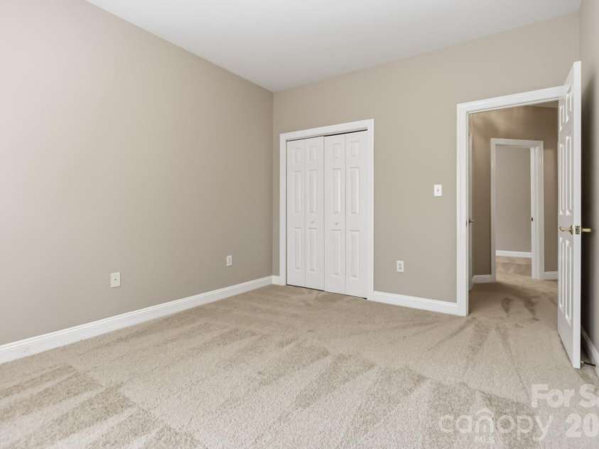 1443 Porch Swing Lane, Matthews, NC 28104.  MLS# CAR4364975, YatesRealty ID 9695. 