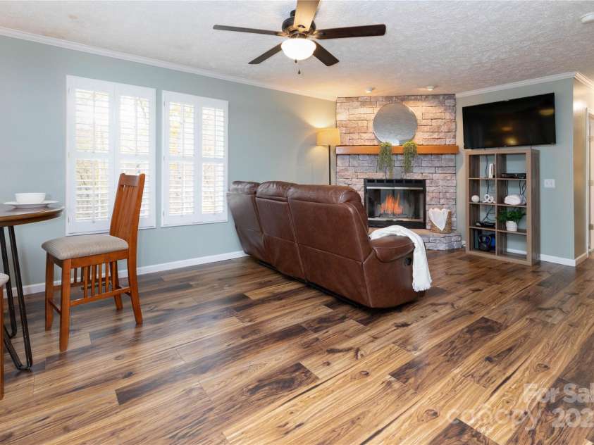 418 Milk Sick Cove, Cullowhee, NC 28723.  MLS# CAR4193351, YatesRealty ID 9695. 