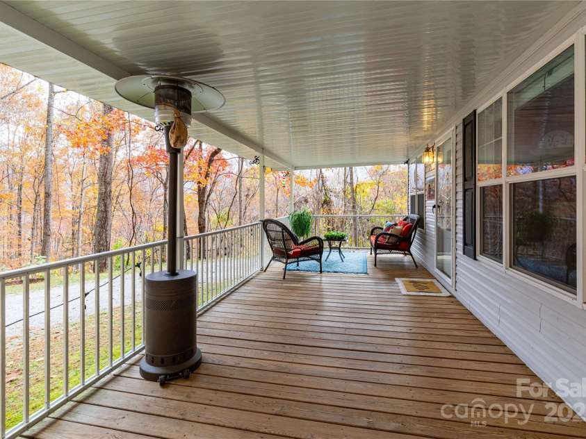 418 Milk Sick Cove, Cullowhee, NC 28723.  MLS# CAR4193351, YatesRealty ID 9695. Front Porch