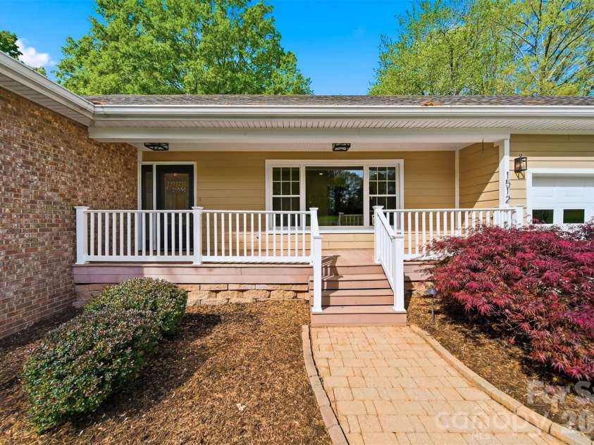 1512 Little Hill Road, Newton, NC 28658.  MLS# CAR4366164, YatesRealty ID 9696. 