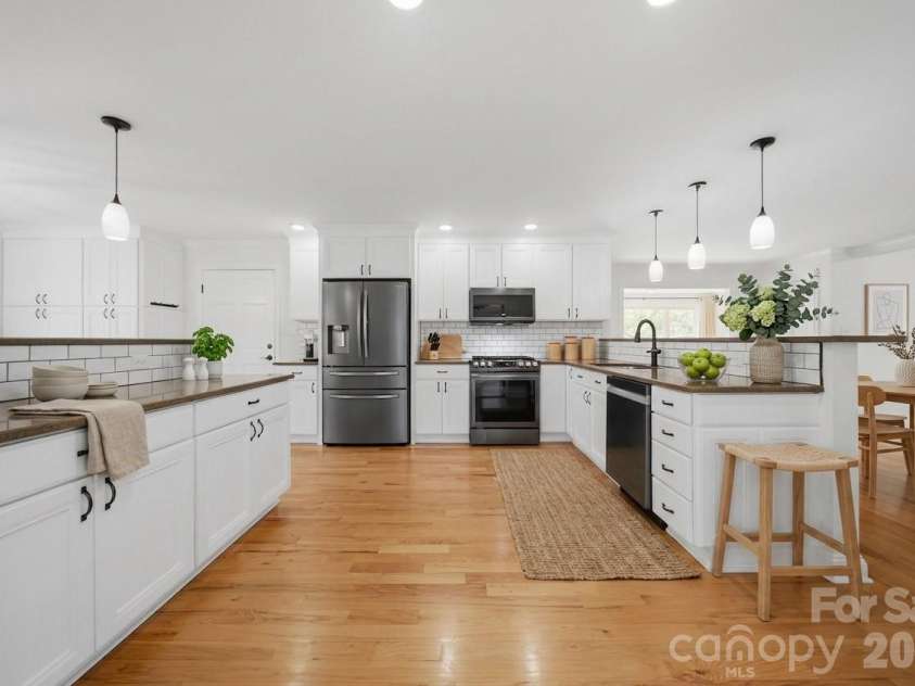 1512 Little Hill Road, Newton, NC 28658.  MLS# CAR4366164, YatesRealty ID 9696. Virtually Staged